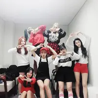 EX.T (via kpopchart.net)