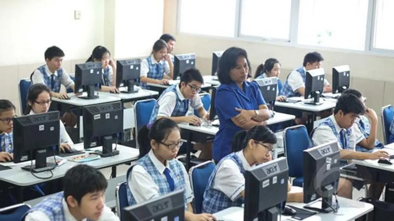 [Bintang] UNBK SMP 2018 Dimulai Hari Ini, Biar Nggak Tegang Intip Meme Singkatan UNBK Yuk!