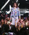 Beberapa waktu silam Selena Gomez sempat menghentikan kariernya di dunia musik lantaran penyakit lupus yang diderita dan proses rehaabilitasi yang dijalaninya. Namun belakangan ini ia mulai berkarier lagi. (AFP/Bintang.com)