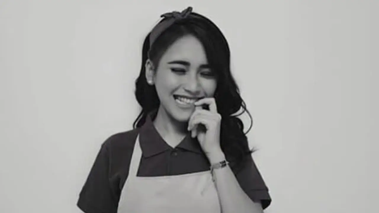 [Bintang] Terjun di Dunia Akting, Ayu Ting Ting Ingin Adu Akting dengan Reza Rahadian