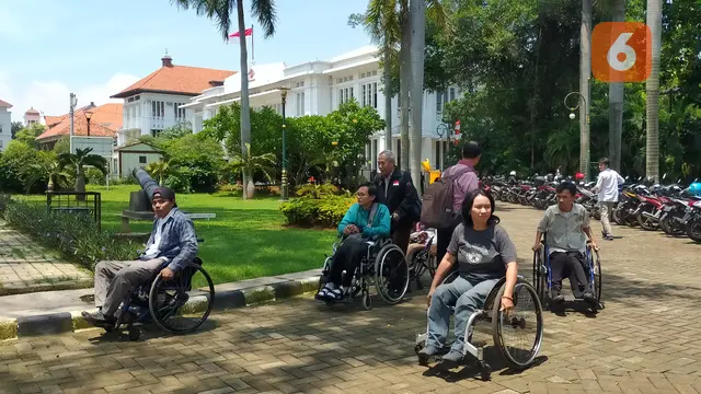 Tidak Banyak yang Tahu Bahwa Agustus Merupakan Bulan Kesadaran Spinal Muscular Atrophy atau SMA. Spinal Muscular Atrophy Adalah Penyakit Atrofi Otot Tulang Belakang yang Paling Sering Menyerang Bayi dan Anak-Anak (Foto: Ade Nasihudin/Liputan6.com).