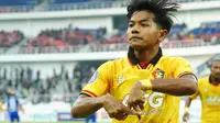 Riyatno Abiyoso bakal jadi harapan baru di tengah keterpurukan Persik Kediri di BRI Liga 1 2022/2023. (Bola.com/Gatot Susetyo)