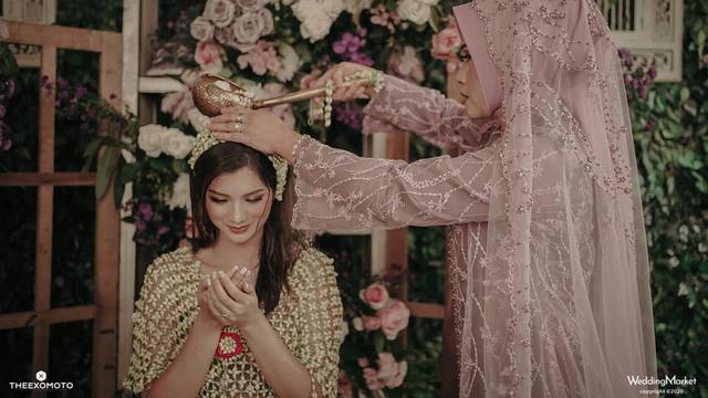 7 Potret Pengajian dan Siraman Atries Angel Mantan Chef Juna, Penuh Kebahagiaan