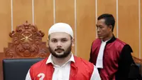 "Berkaitan dengan apakah penyusunan dakwaan itu sudah sesuai atau belum. Tapi ada hal hal dalam penyusunan itu yang tidak patut. Makannya kita akan ajukan esepsi," ujar Ahmad Cholidi, pengacara Ridho Rhoma. (Nurwahyunan/Bintang.com)