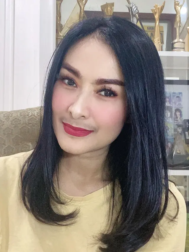 Iis Dahlia. (Foto: Instagram @isdadahlia)
