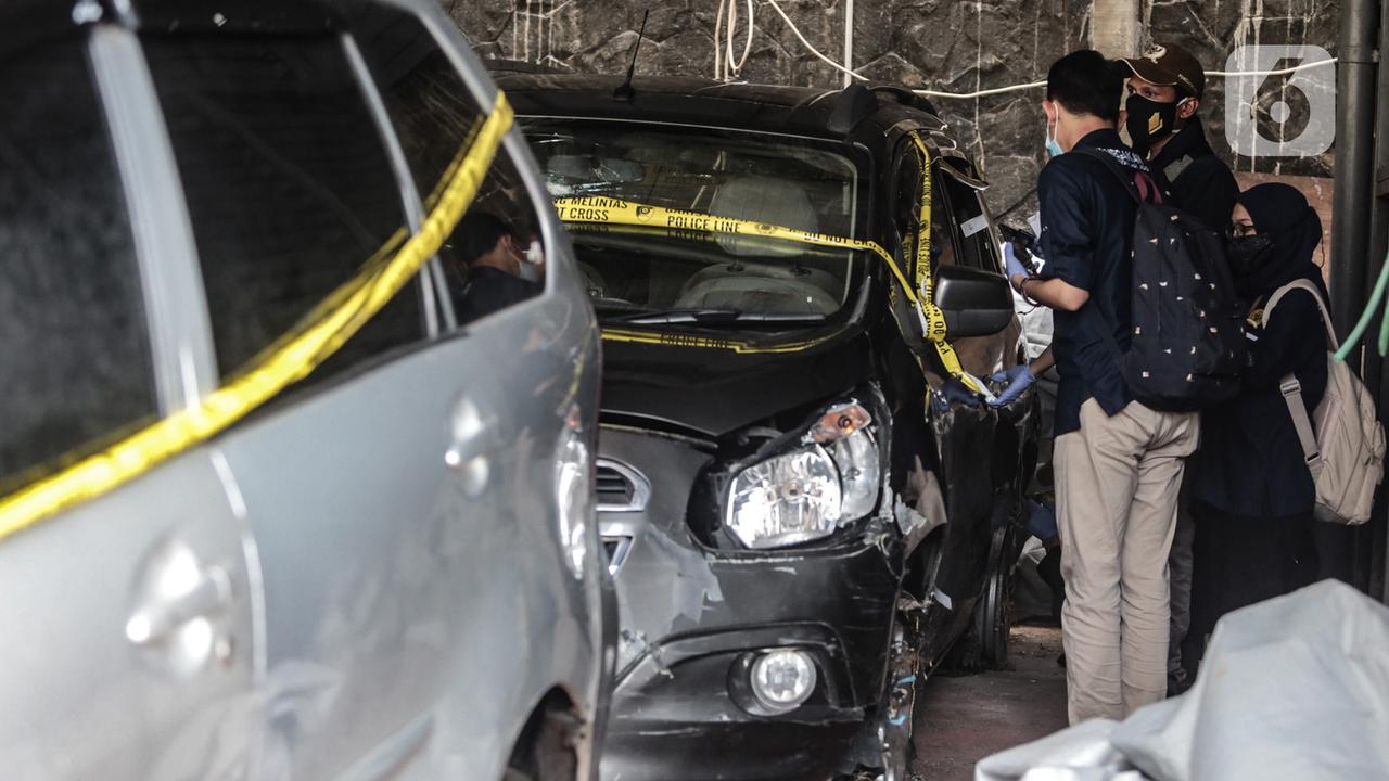 Kondisi Mobil yang Dikendarai 6 Anggota Laskar FPI