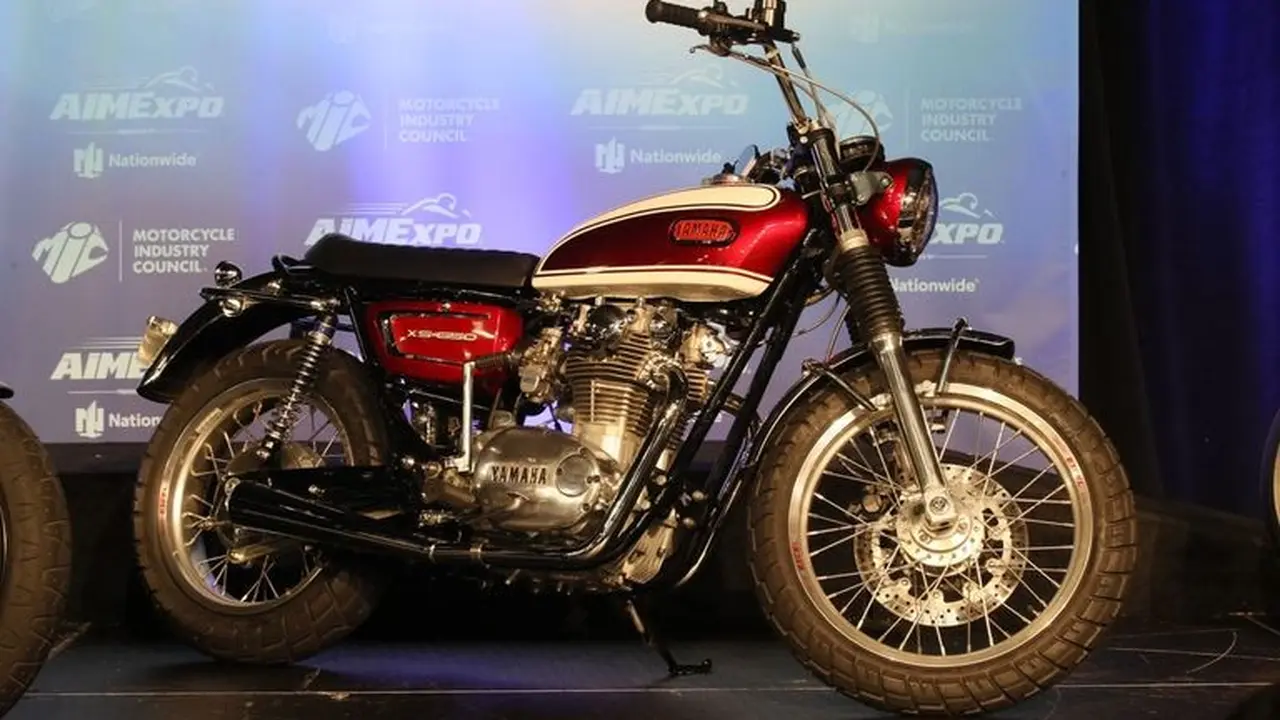 Yamaha SR400
