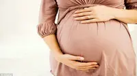 11 Hal yang Dipikirkan Wanita Usai Cuti Melahirkan