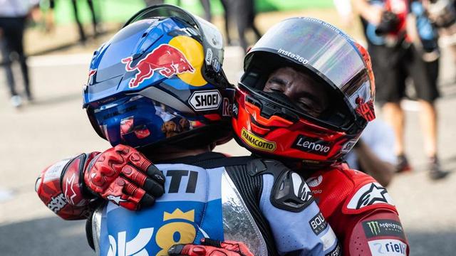 Alex Marquez dan Marc Marquez (c) Gresini Racing