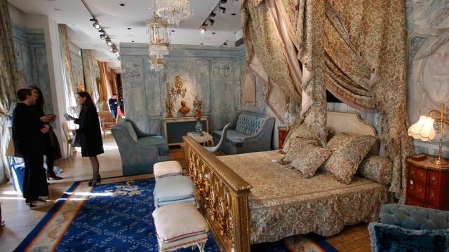 Lelang Perabot Mewah Hotel Ritz di Paris