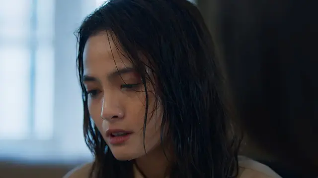 Acha Septriasa sebagai Amina dalam film Suamiku Lukaku. (Foto: Dok. Sinemart Pictures)