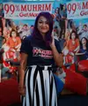 Nirina Zubir termasuk pribadi yang ekspresif dalam berpenampilan. Bukan hanya soal berpakaian, warna dan gaya rambutnya pun kerap menjadi trend-setter. (Deki Prayoga/Bintang.com)