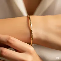 Gelang Emas London 10 Gram Keroncong Polos Trendi 2025. Foto: Gemini