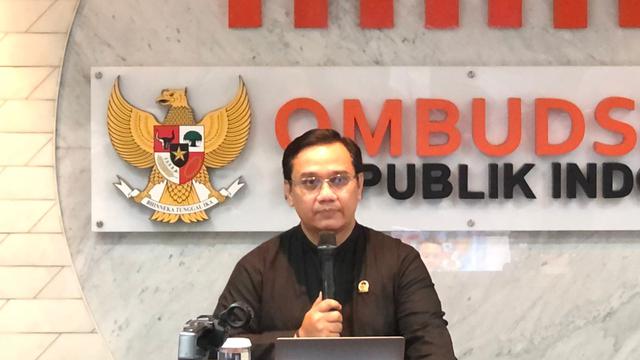 Anggota Ombudsman RI Yeka Hendra Fatika, mengusulkan tujuh alternatif jangka pendek untuk menangani  harga beras naik saat ini.