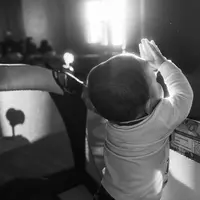 Ternyata memuji anak tidak bisa dilakukan sembarangan. (Foto: Pexels.com/ WoodysMedia)