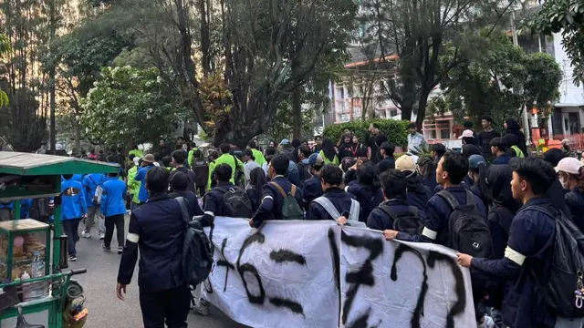 Demo Mahasiswa di Semarang, Jawa Tengah. (Liputan6.com/Arief)