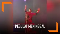 Pegulat Silver King mendadak meninggal di atas ring saat bertanding. Sebelum meninggal, King masih terlihat sehat saat masuk ke arena pertandingan.