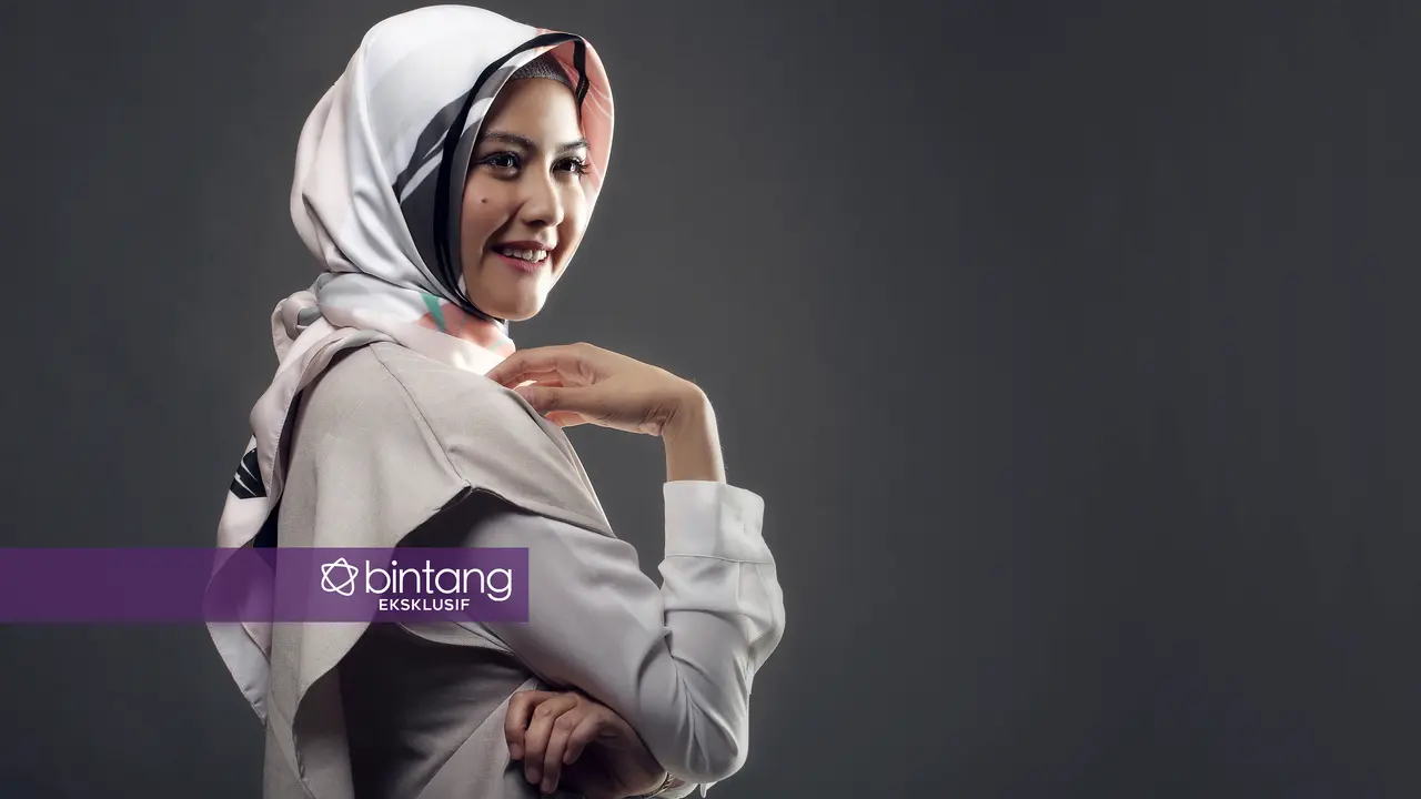 [Bintang] A1 Eksklusif Revalina S Temat