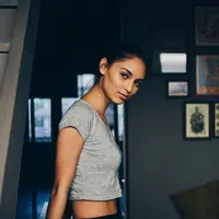 Ilustrasi perempuan cantik dengan ambisi kuat/copyright unsplash.com/Joshua Rawson-Harris