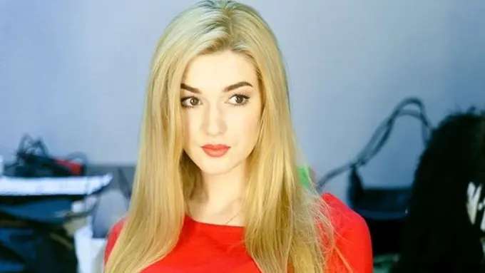 Selain Alisa Manyonok, Ini 10 Perempuan Paling Cantik Rusia