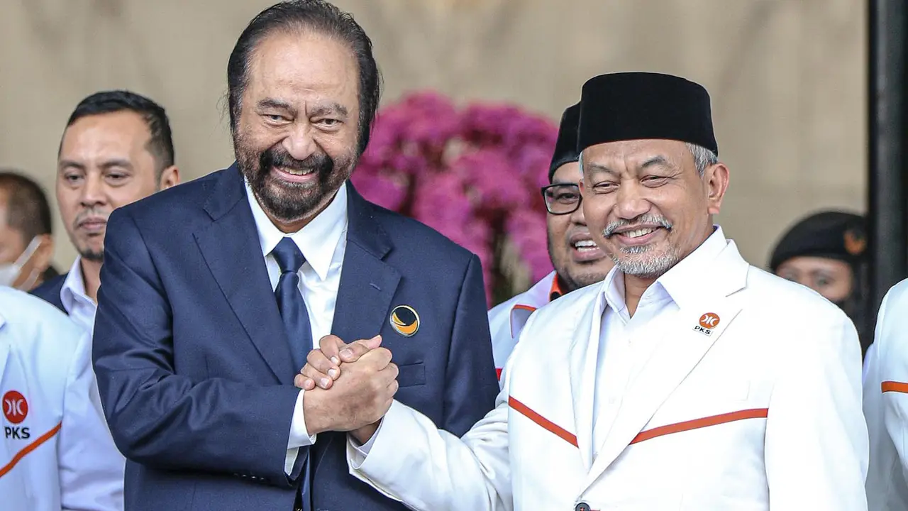 FOTO: Petinggi PKS Kunjungi Ketua Umum Partai Nasdem Surya Paloh