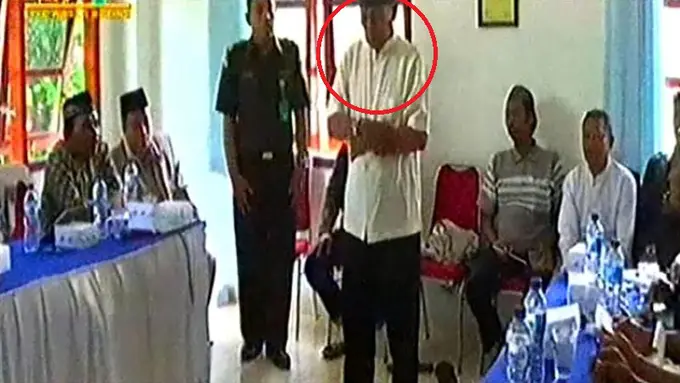 Waduh, Di Jawa Timur Ada Warga Salat Pakai Bahasa Jawa!