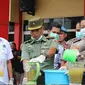 Kapolda Riau Irjen Pol Zulkarnain Adinegara memusnahkan narkoba berbagai jenis. (Liputan6.com/M Syukur).