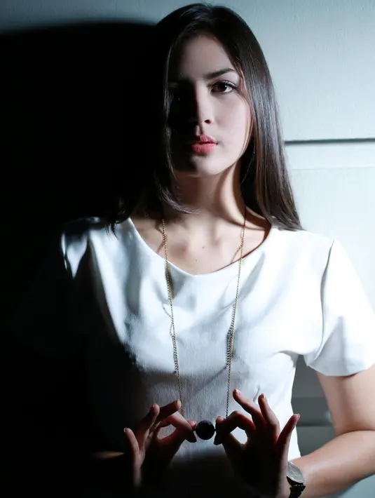 Jessica Mila amat bersyukur terlibat di sinetron Ganteng Ganteng Serigala.(Collection by number nine online IG @numbernineonline / Fathan Rangkuti/bintang.com)