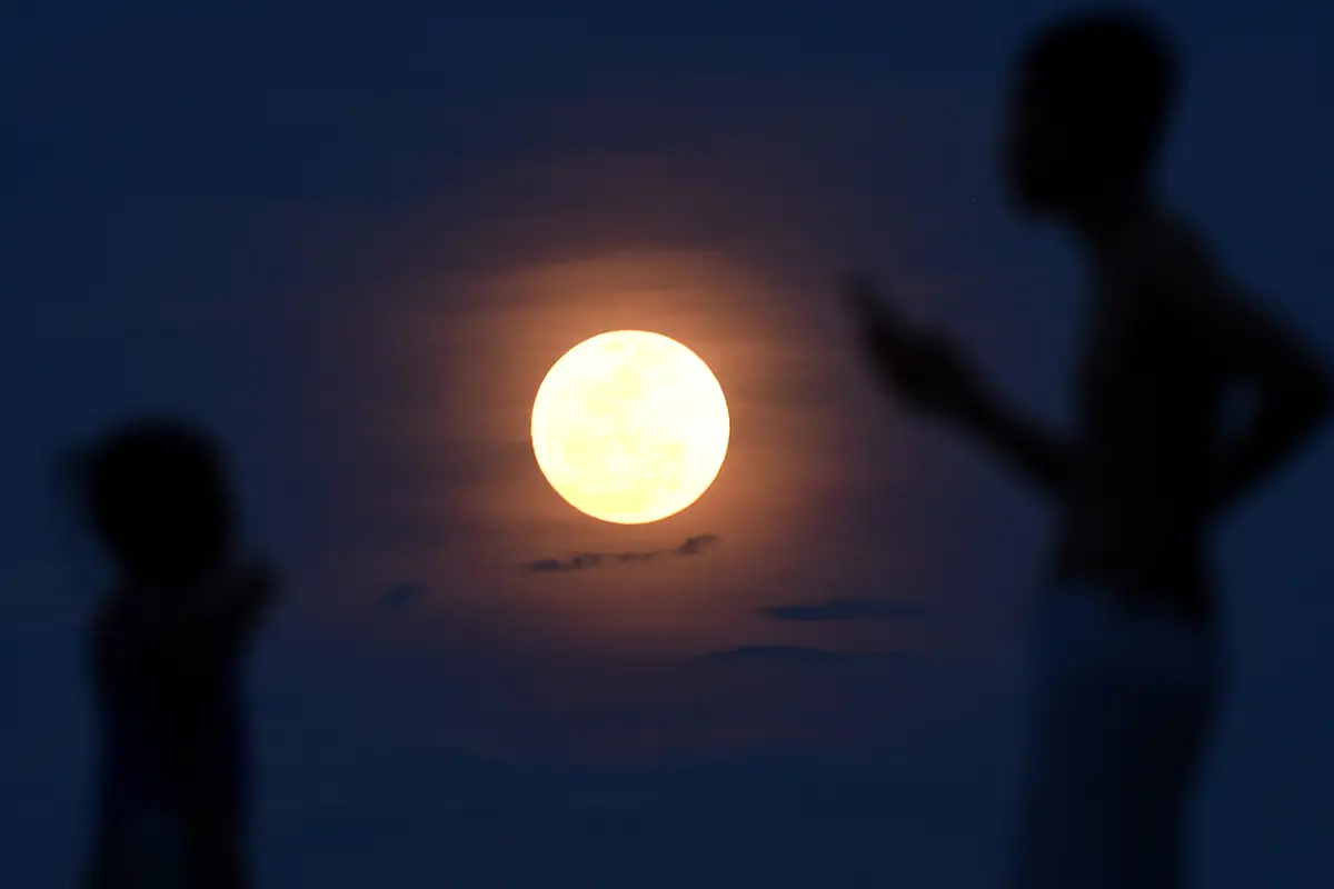 20161114-Romantisme Supermoon di Bali-Indonesia