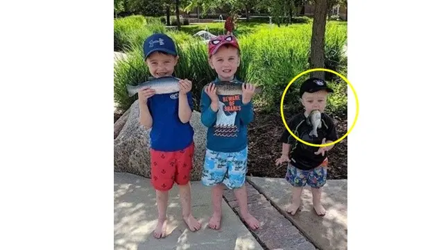 6 Kelakuan Bocah Saat Foto Bersama Ini Nyeleneh Banget Bikin Tepuk Jidat