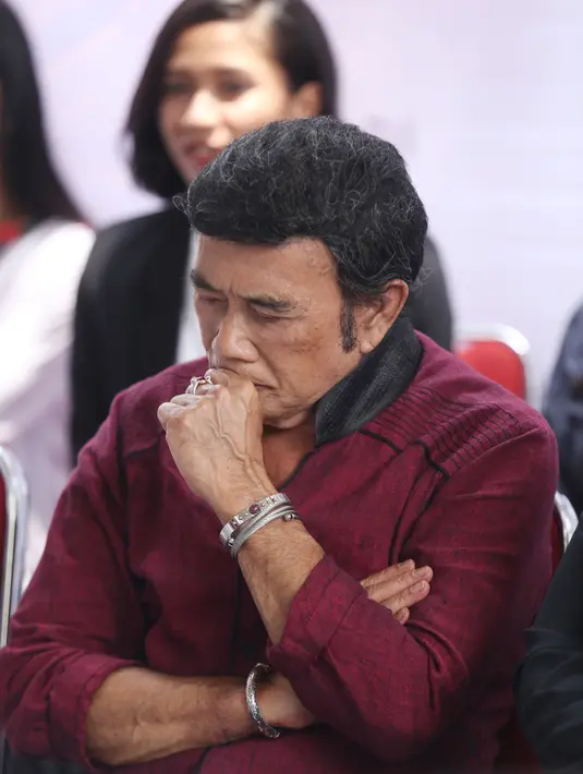 Beberapa lagu ciptaannya yang populer akan dikemas menjadi serial dan ditayangkan pada waktu prime time. Diantaranya Keramat, Perjuangan dan Doa, Jera, Judi, Setetes Air Hina, Adu Domba, serta beberapa judul lagu yang legenda. (Nurwahyunan/Bintang.com)