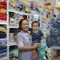 Kisah sukses Ibu Hebat Drica Wibowo membangun toko perlengkapan bayi OmahBayi di toko online Lazada (Foto: Lazada).