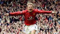 David Beckham - Pemain yang pernah menjadi ikon Manchester United ini tercatat 11 tahun berada di Old Trafford. Hubungan yang kurang baik dengan Sir Alex Ferguson membuat Beckham akhirnya memilih hengkang ke Real Madrid pada tahun 2003. (AFP/Paul Barker)