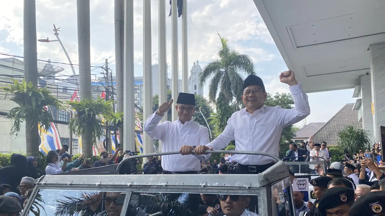 Konvoi pasangan bakal capres dan cawapres Koalisi Perubahan, Anies Baswedan dan Muhaimin Iskandar atau Cak Imin.