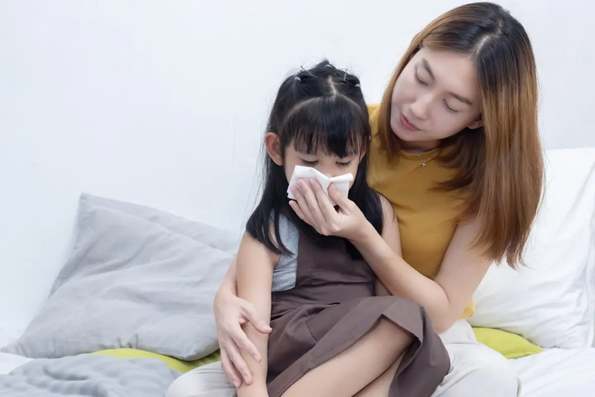 Cuaca Nggak Menentu Bikin Anak Rentan Terkena Flu dan Batuk? Andalkan Saja Inovasi Terbaru bodrexin Flu & Batuk PE Dry Syrup