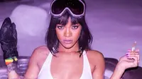 Rayakan Ulang Tahun, Rihanna Pakai Bikini di Salju