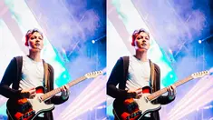 Gaya Fedi Nuril saat di atas panggung dengan gitar memang terlihat luwes. Ya, hal itu dikarenakan Fedi Nuril memang dulu seorang gitaris band Garasi. Gitar sudah menjadi alat musik favoritnya sehingga saat di atas panggung jadi gitaris, Fedi Nuril terlihat begitu menikmatinya. (Liputan6.com/IG/fedinuril)