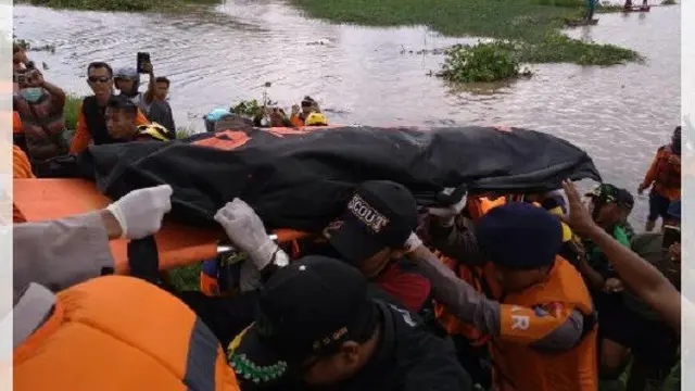 2 Cerita Nahas Warga Terseret Arus Deras Tak Terduga