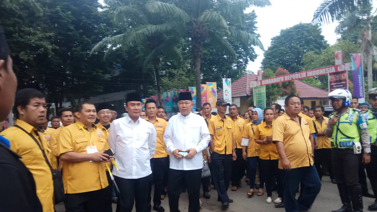 Pencalonan Mularis-Saidina Terkendala Nama Anak Gubernur Sumsel
