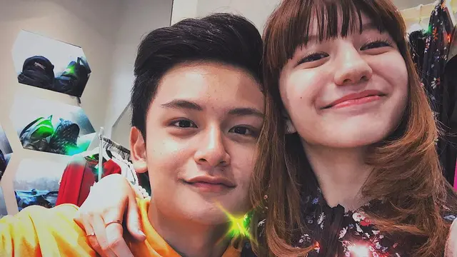 [Bintang] 8 Selebriti Indonesia yang Punya Kekasih Cewek Blesteran