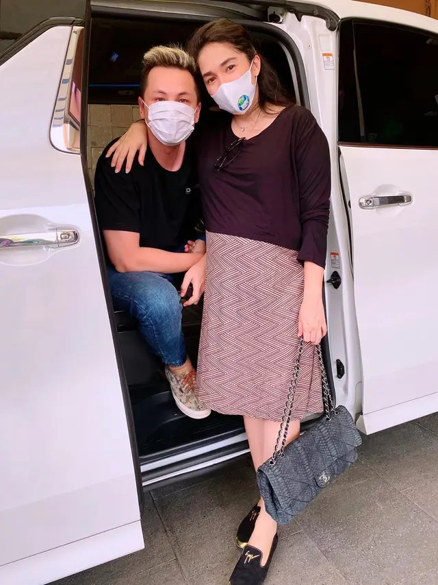 Jadi Suami Siaga, Ini 6 Potret Andhika Pratama Temani Istri dari Hamil Hingga Lahiran