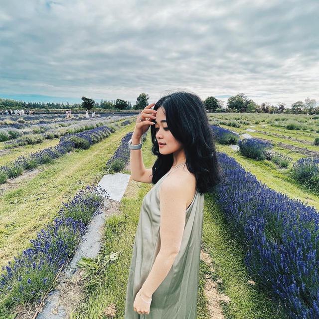 Potret Terbaru Gisela Cindy Adik Gracia Indri