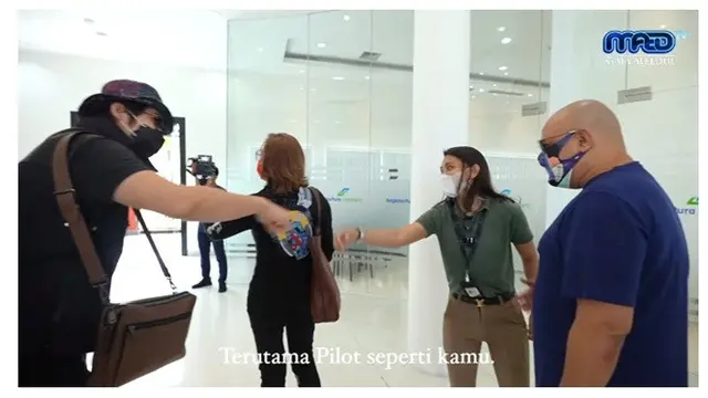 7 Potret Athira Farina dengan Seleb, Pilot yang Dijodohkan Irwan Mussry untuk El Rumi
