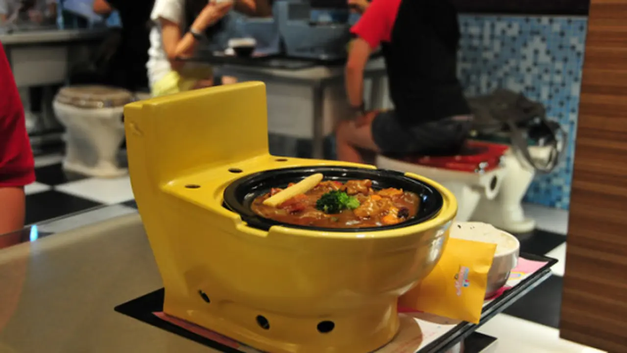 7 Restoran Paling Aneh dan Gila di Dunia
