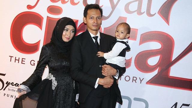 Fedi Nuril dan istri