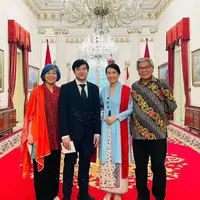 Wakil Menteri Perempuan saat Dilantik oleh Prabowo. [@veronicatan_official]