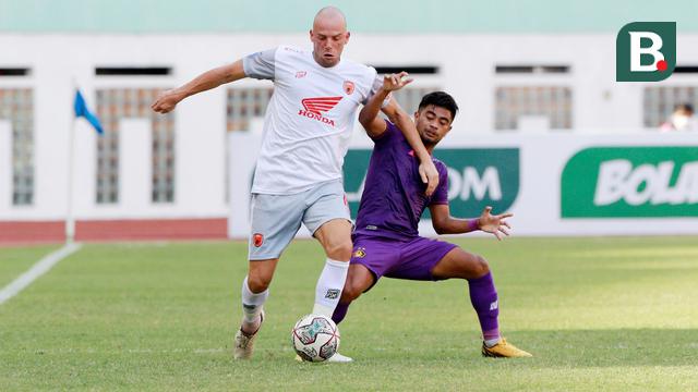 PSM Makassar Vs Persik Kediri