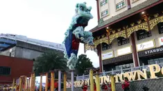 Penari Barongsai saat tampil pada puncak perayaan Cap Go Meh di kawasan Pancoran Chinatown Point Mall, Jakarta, Selasa 3 Maret 2026. Pemerintah Provinsi (Pemprov) DKI Jakarta melalui Dinas Pariwisata dan Ekonomi Kreatif (Disparekraf) menggelar puncak perayaan Cap Go Meh Jakarta 2026. (Kapanlagi.com/Budy Santoso)