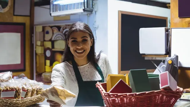 Pedagang Jajanan Pasar