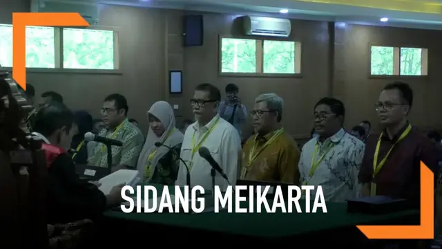 Mantan Gubernur Jawa Barat Ahmad Heryawan datang sebagai saksi suap Meikarta.